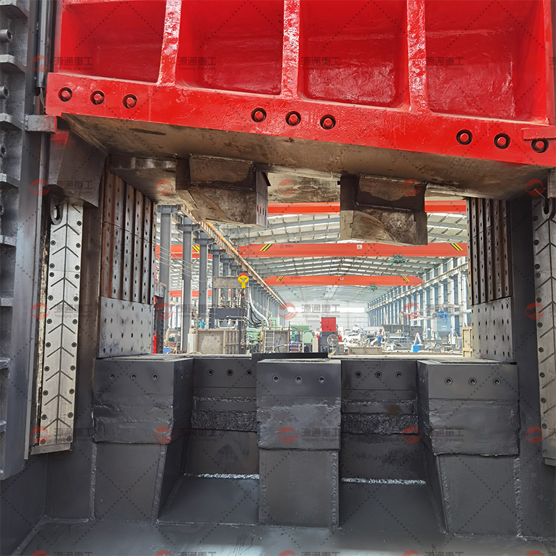 Multi-knife hydraulic gantry shearing machine