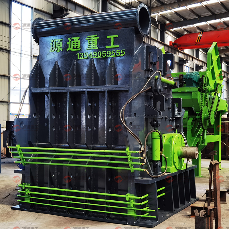 Thin iron sheet crusher