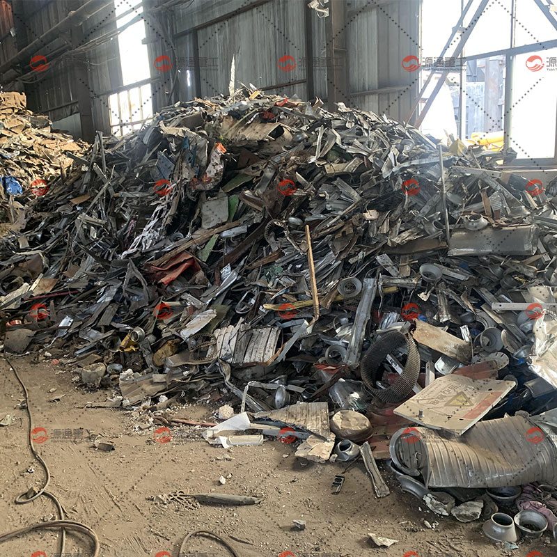 Production site of hydraulic steel shearing machine