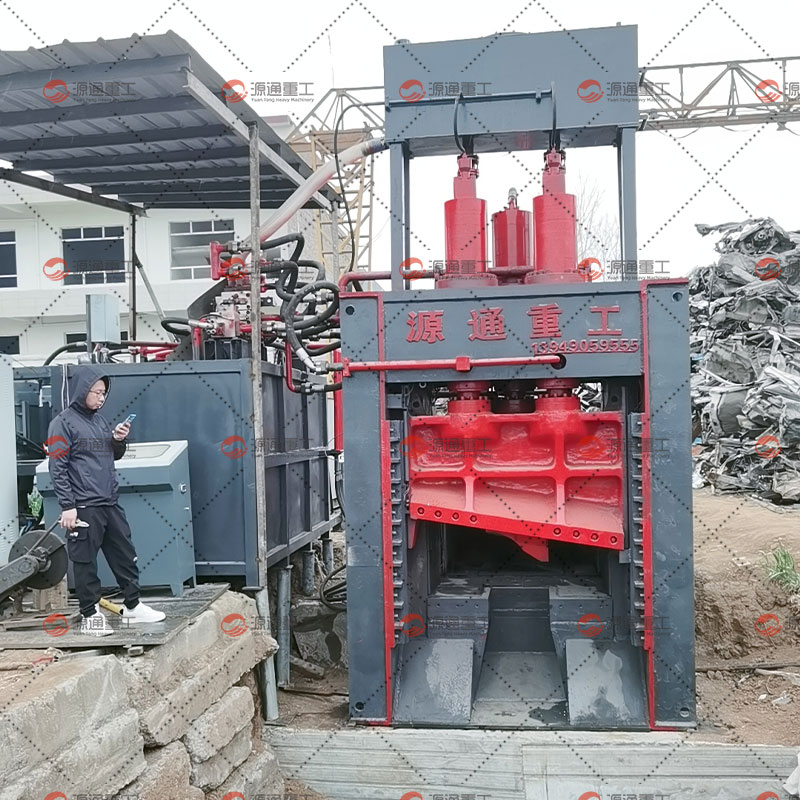 Multi-knife gantry scissors