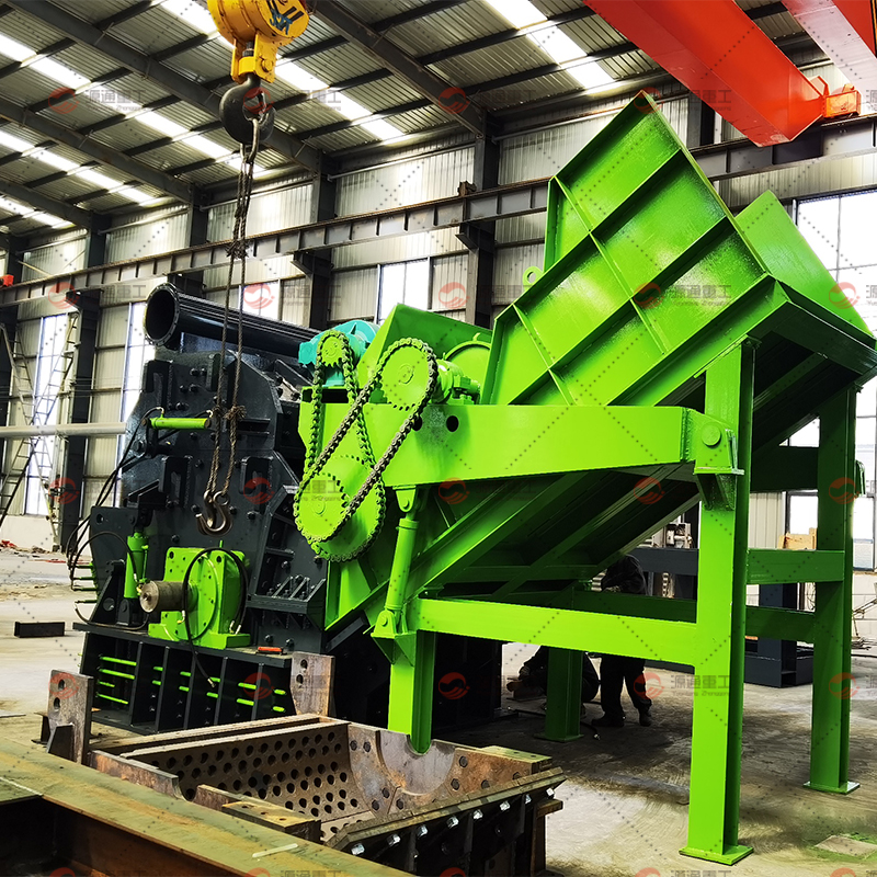 Thin iron sheet crusher